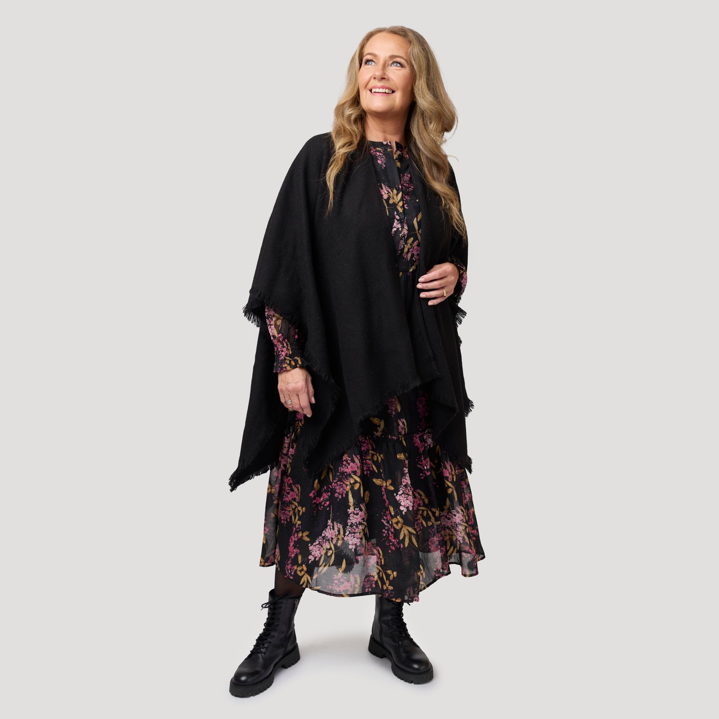 Frida poncho - svart