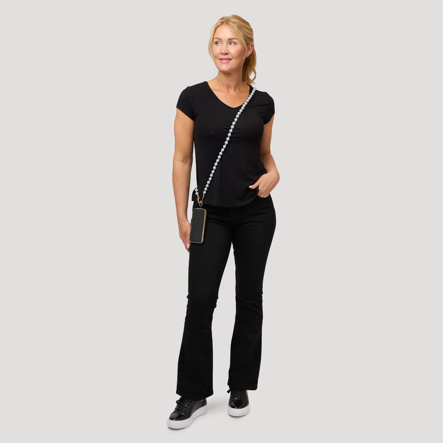 Svart topp till svarta jeans