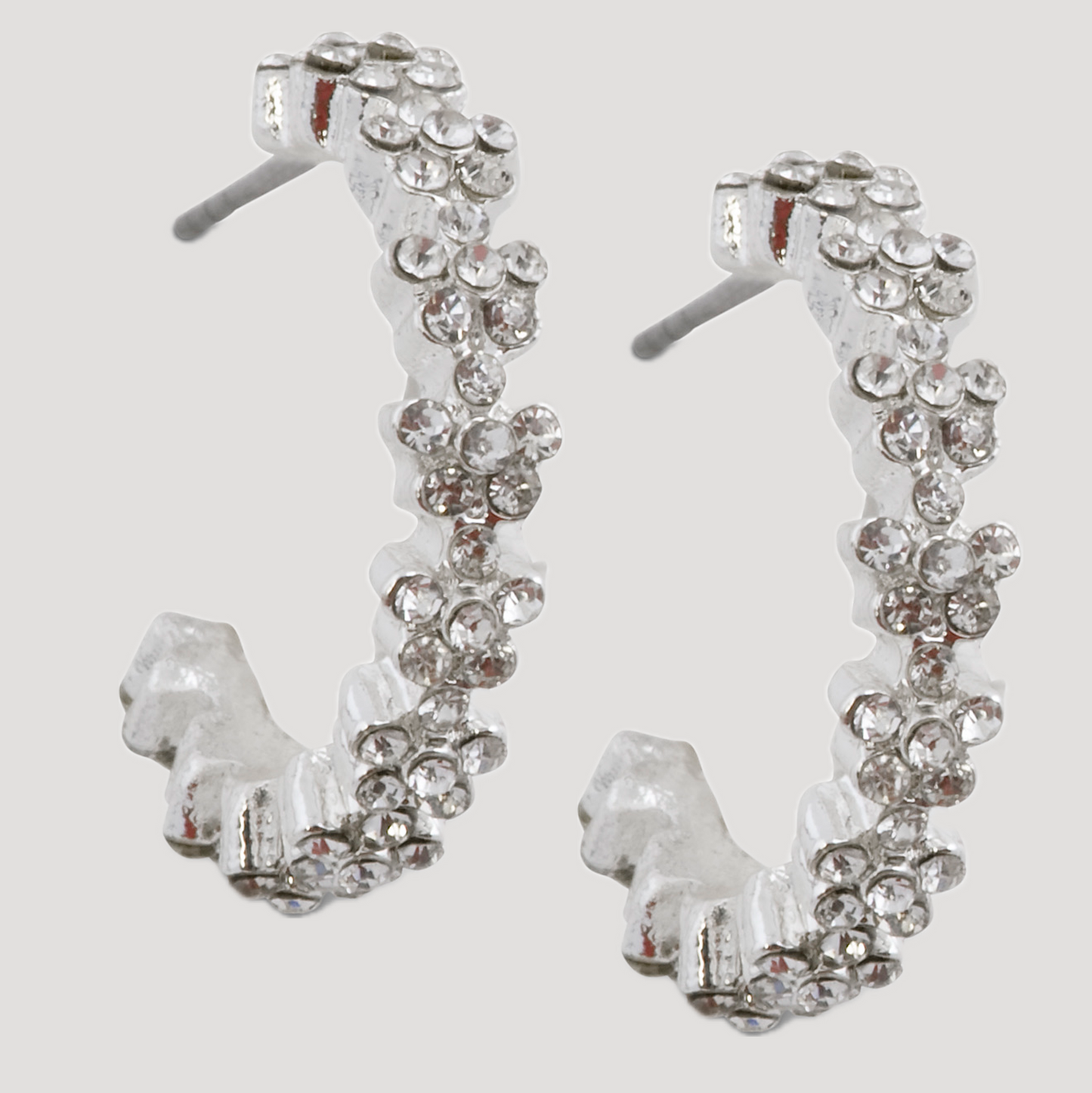 Julie Örhänge Silver - Silver