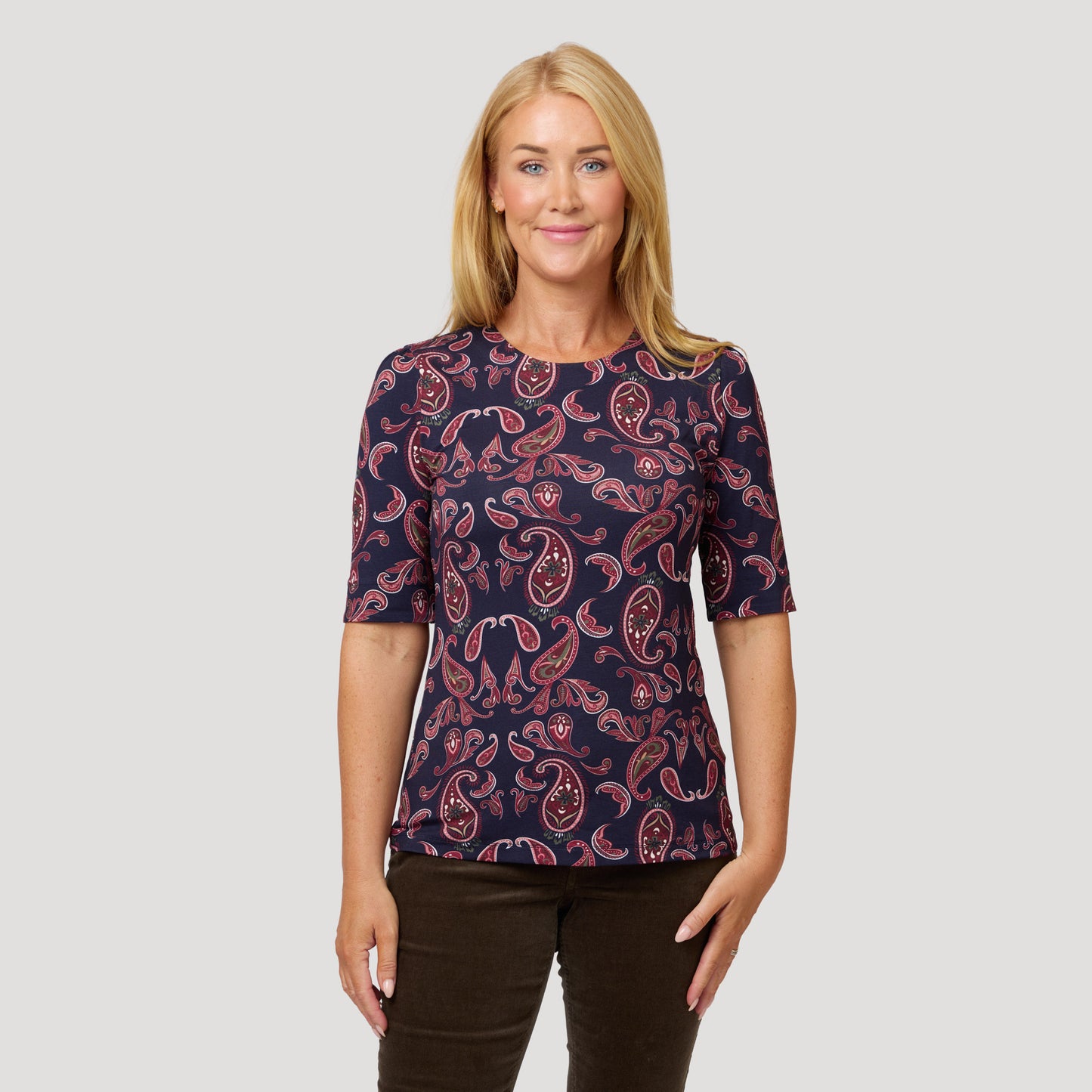 Linda-toppi - Tummansininen paisley-kuvio