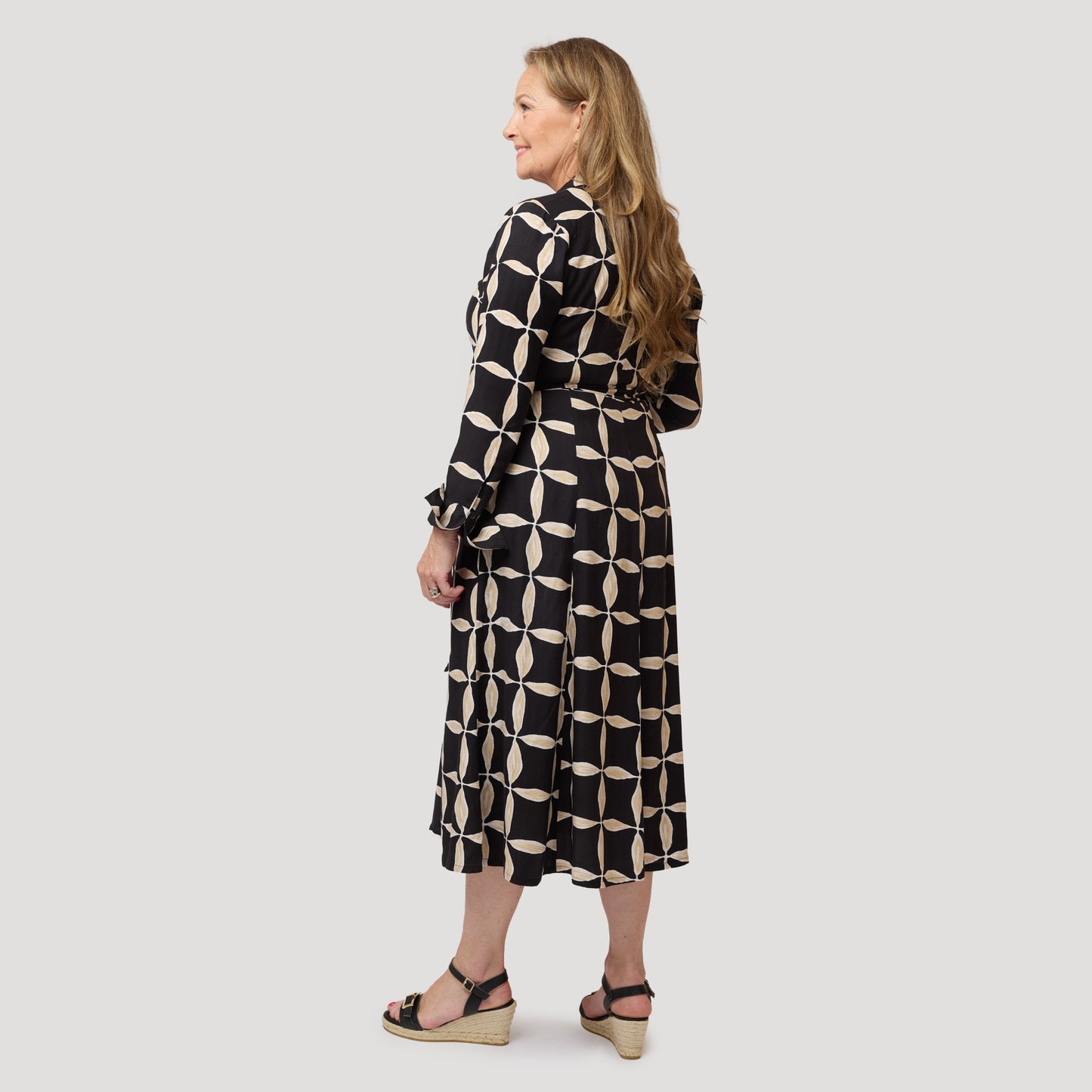 Toukokuun mekko - Monivärinen