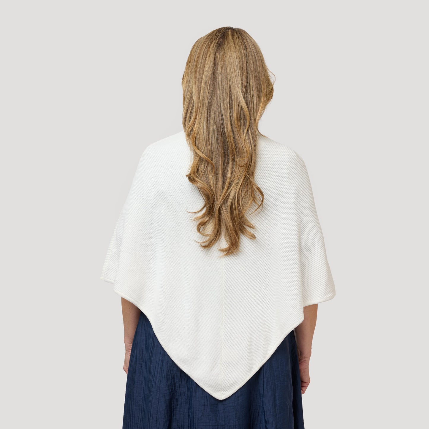 Pia poncho - Offwhite