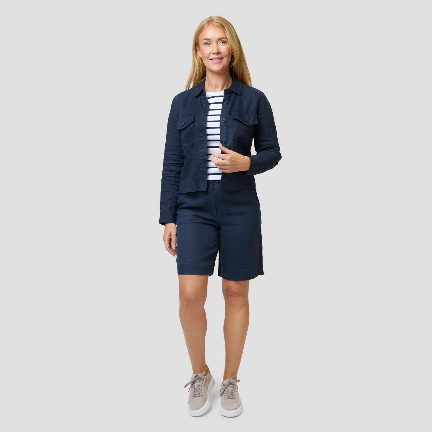 Emily linneshorts - Mörkblå