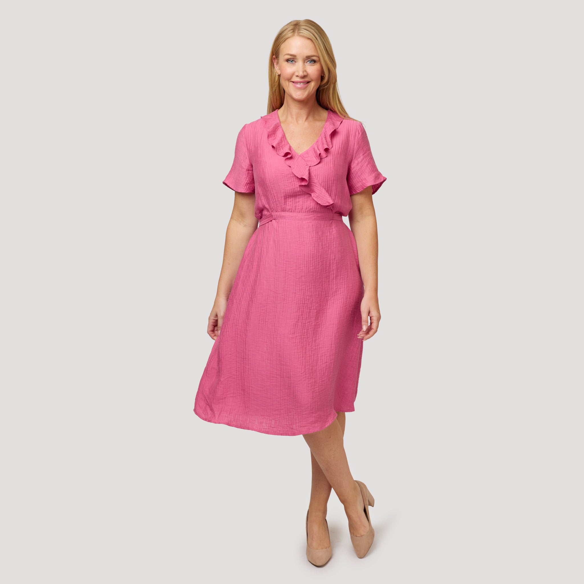 Rosa omlottklänning med volanger