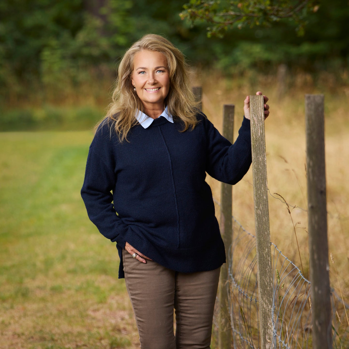 Olga tröja - Mörkblå