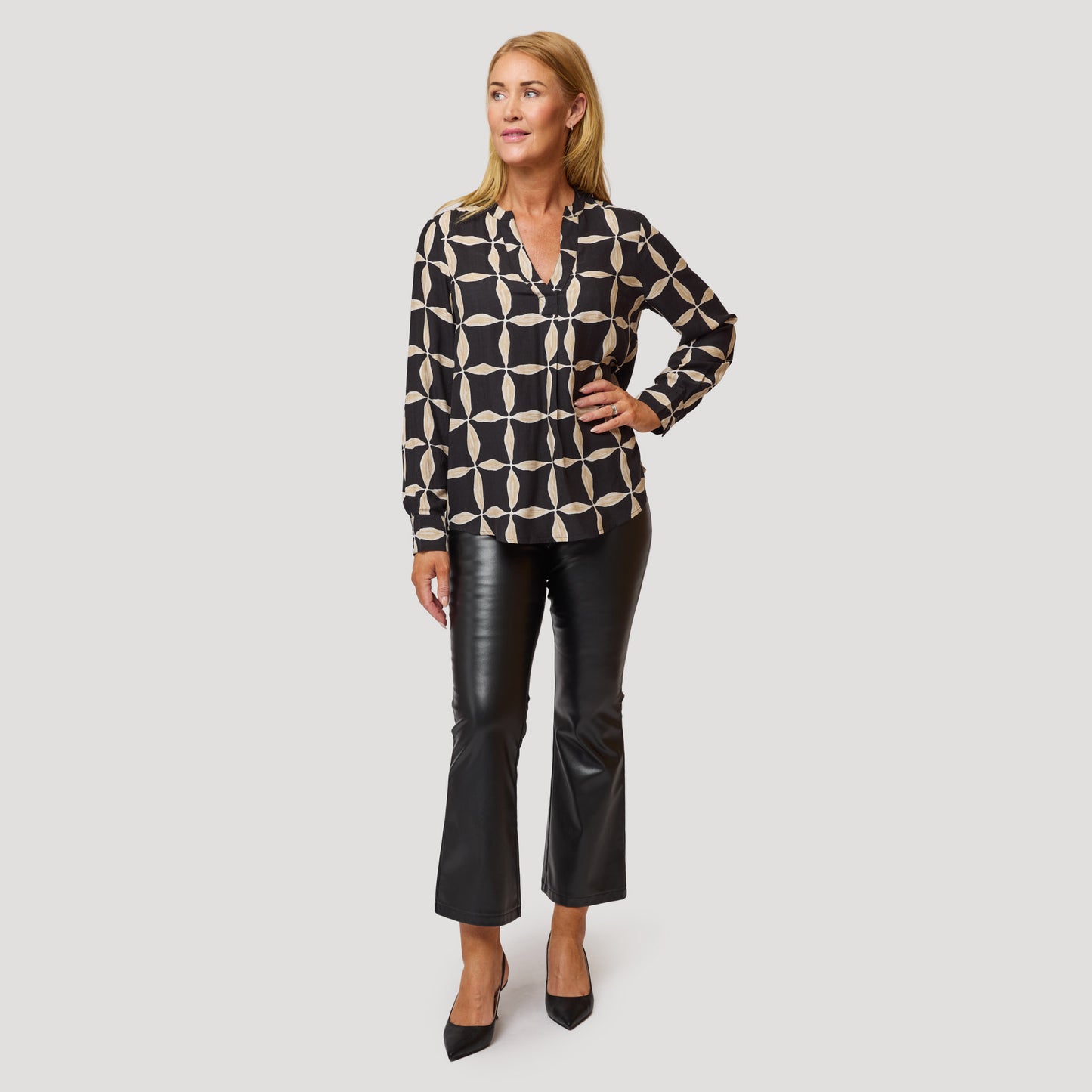 Lizette blus - Mönstrad