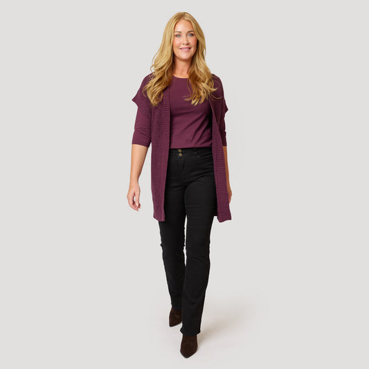 Matchande topp och cardigan till svarta jeans